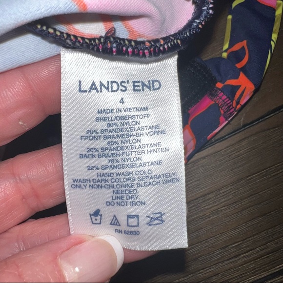 Lands end tankini in floral print - Picture 4 of 6